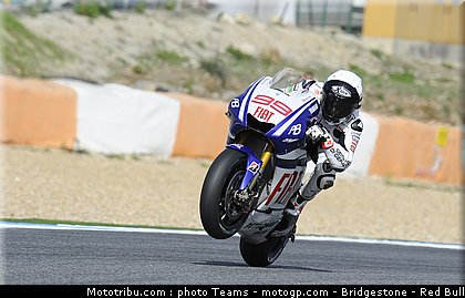motogp_lorenzo_19.jpg