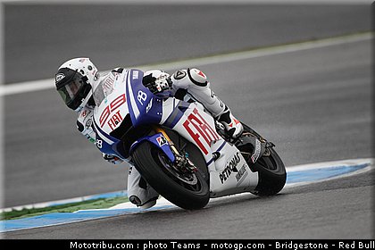motogp_lorenzo_22.jpg