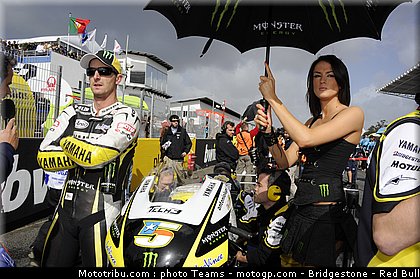 motogp_pitbabe_24.jpg