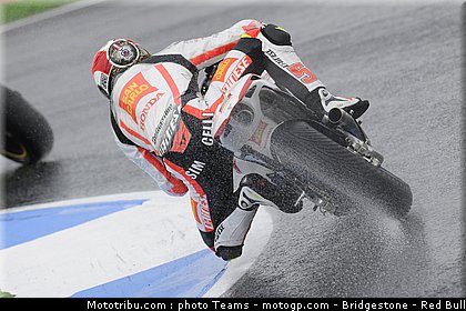 motogp_simoncelli_14.jpg