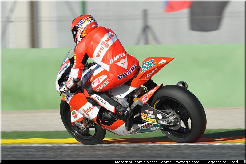 moto2_bradl_08