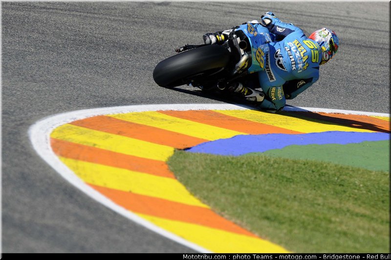 motogp_capirossi_21