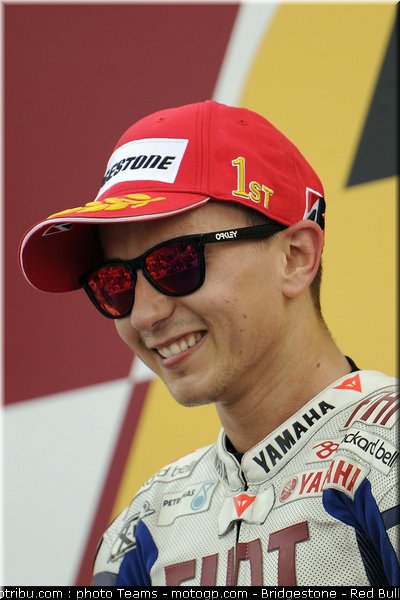 motogp_lorenzo_04