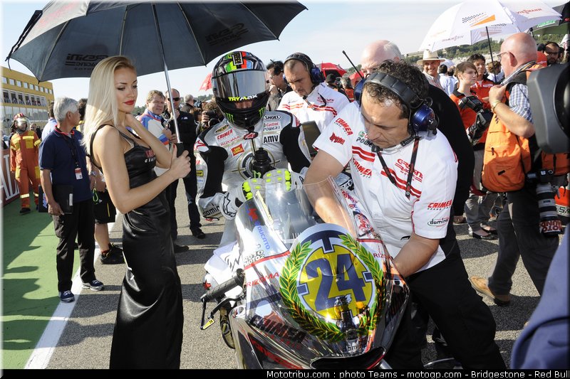 motogp_pitbabe_010