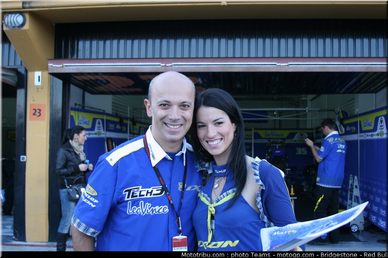 motogp_pitbabe_025
