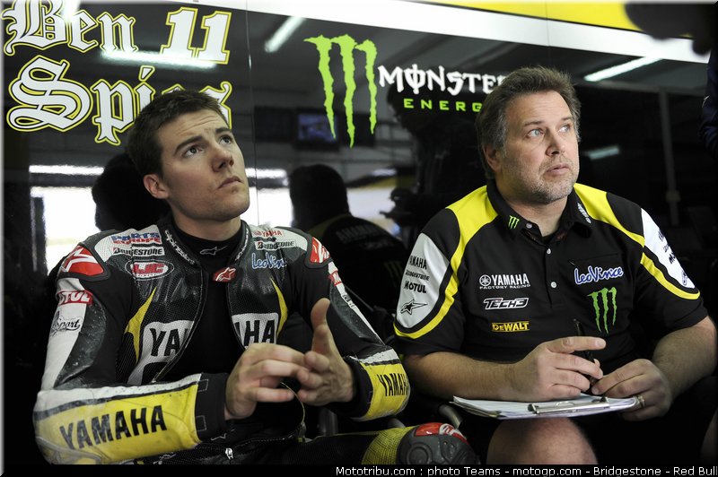 motogp_spies_08