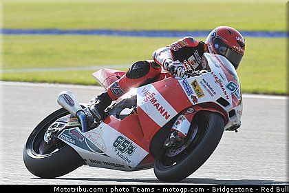 moto2_bradl_04.jpg