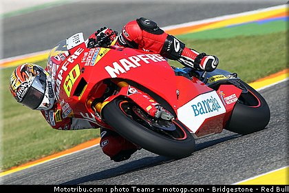 moto2_simon_01.jpg