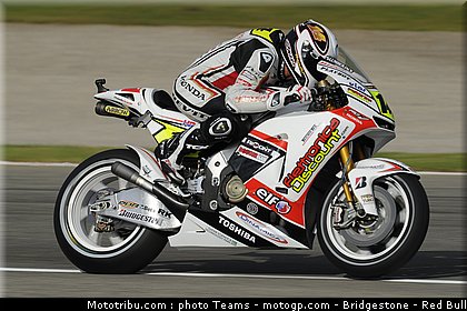 motogp_depuniet_05.jpg
