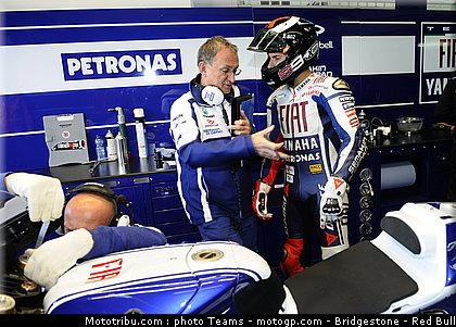 motogp_lorenzo_06.jpg
