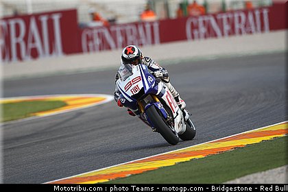 motogp_lorenzo_09.jpg
