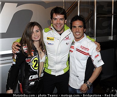 motogp_pitbabe_018.jpg