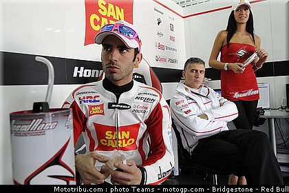 motogp_pitbabe_019.jpg