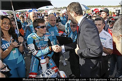 motogp_pitbabe_044.jpg
