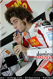 motogp_simoncelli_05.jpg
