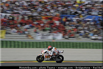 motogp_simoncelli_25.jpg
