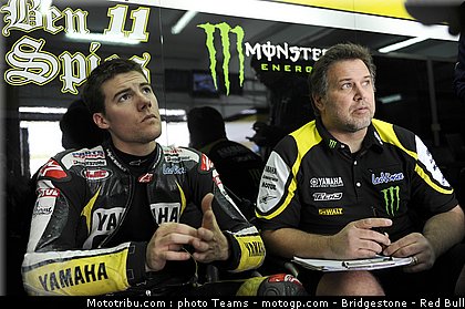 motogp_spies_08.jpg