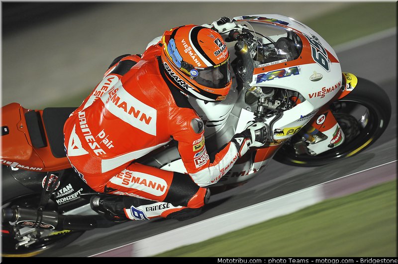 moto2_qatar_2011_bradl_01
