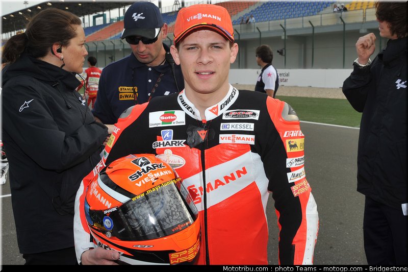 moto2_qatar_2011_bradl_08