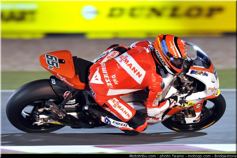 moto2_qatar_2011_bradl_09