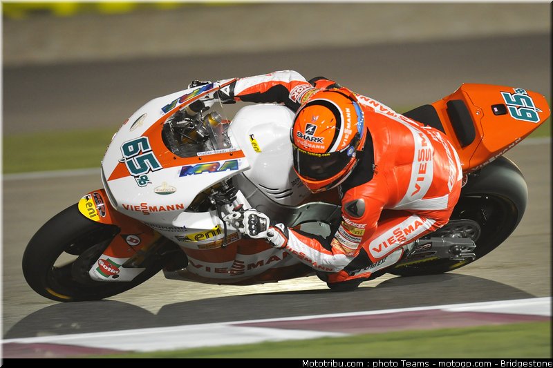moto2_qatar_2011_bradl_11