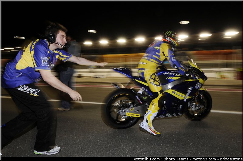 moto2_qatar_2011_dimeglio_03