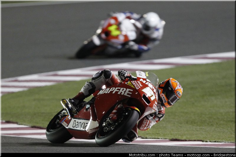 moto2_qatar_2011_fores_10
