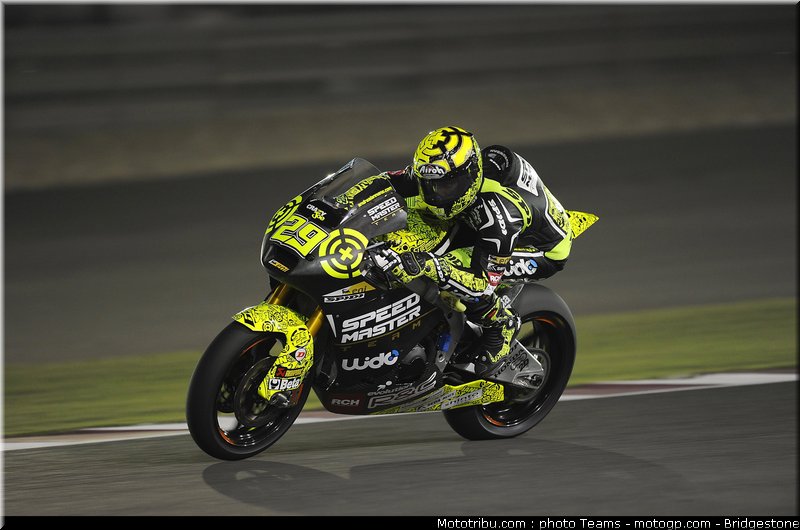 moto2_qatar_2011_iannone_2