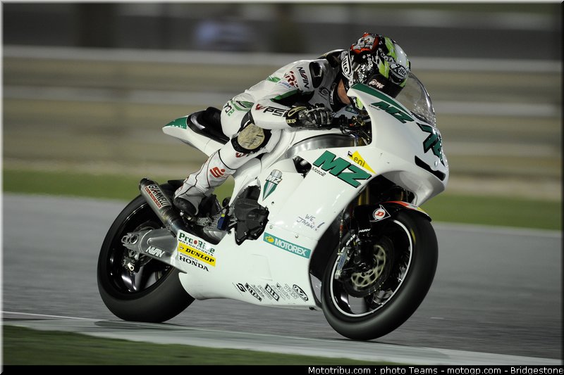 moto2_qatar_2011_neukirchner_2