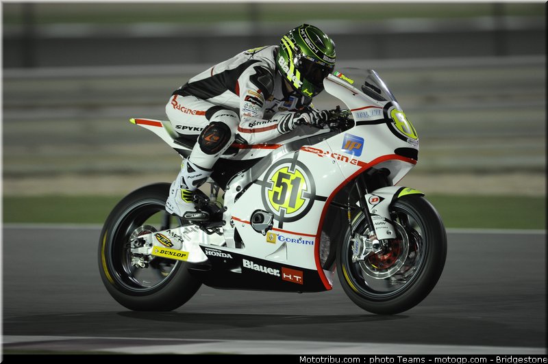 moto2_qatar_2011_pirro_01
