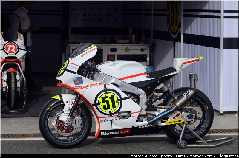 moto2_qatar_2011_pirro_09