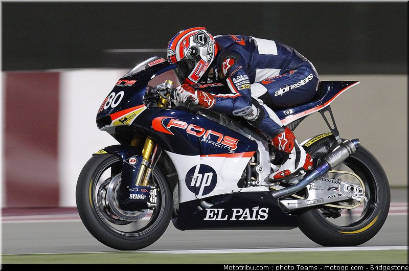 moto2_qatar_2011_pons_1