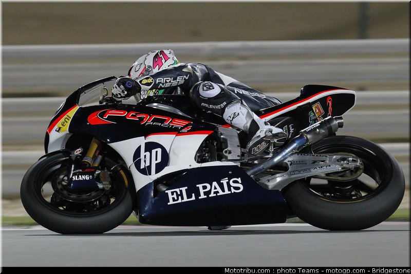 moto2_qatar_2011_pons_2