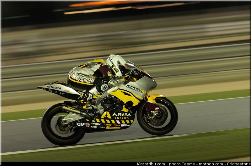 moto2_qatar_2011_redding_07