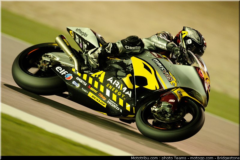 moto2_qatar_2011_redding_09