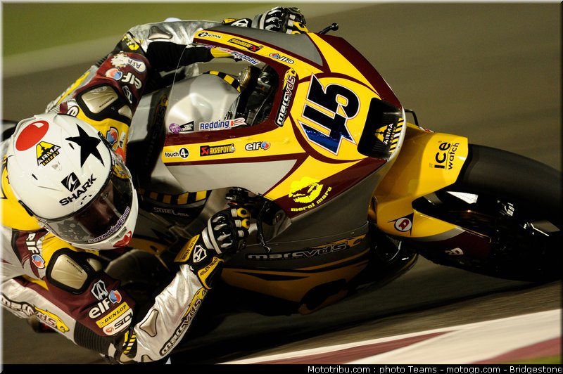 moto2_qatar_2011_redding_10
