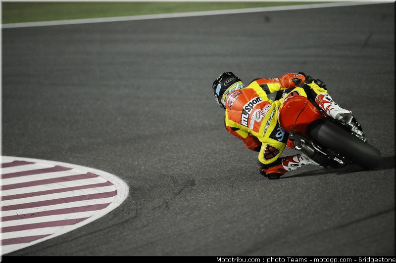 moto2_qatar_2011_simeon_11