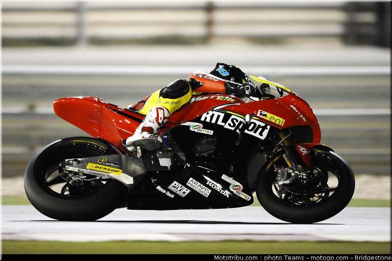 moto2_qatar_2011_simeon_12