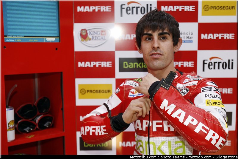 moto2_qatar_2011_simon_09
