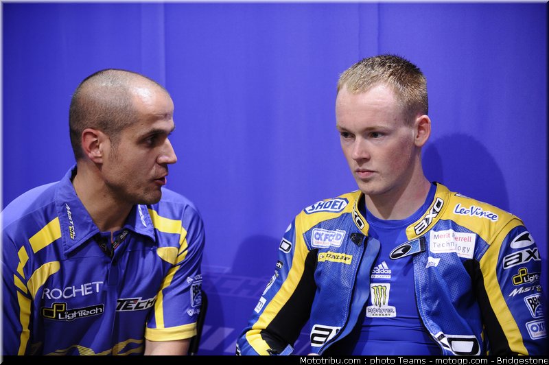 moto2_qatar_2011_smith_01