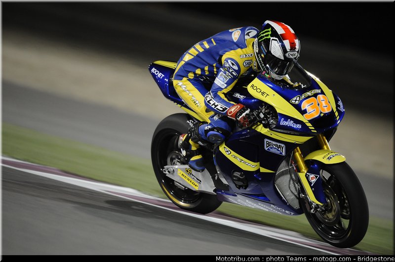 moto2_qatar_2011_smith_08