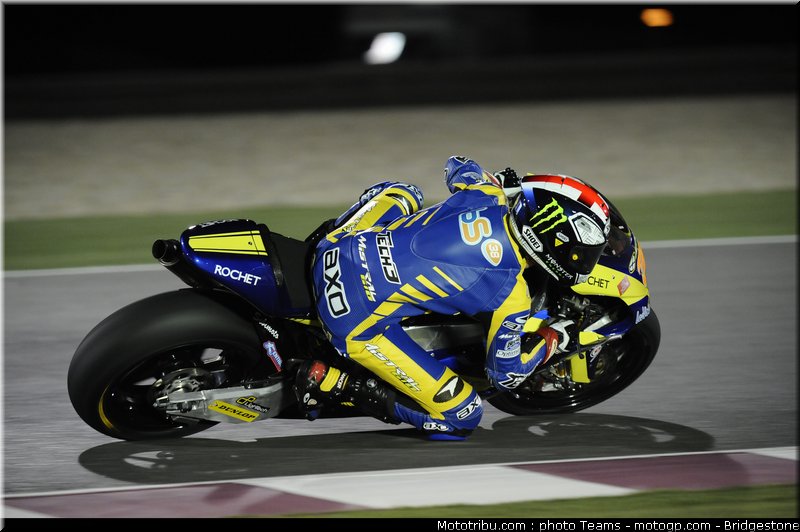 moto2_qatar_2011_smith_18