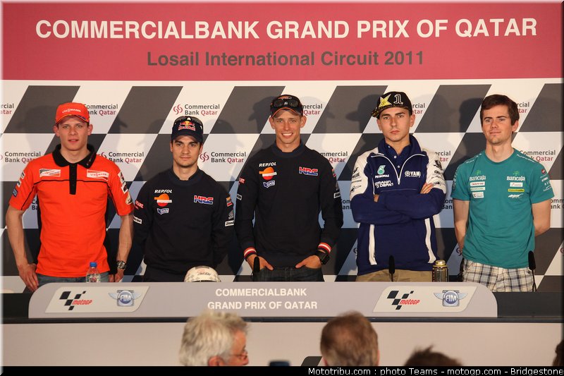 motogp_qatar_2011_0115