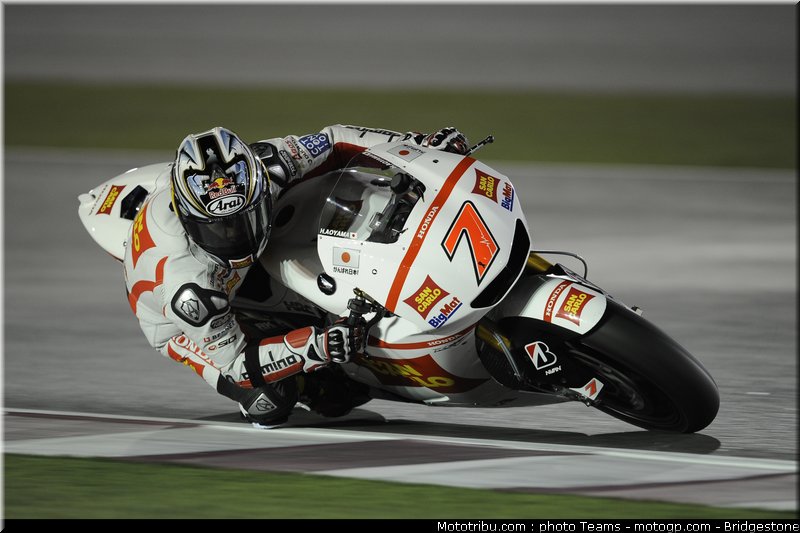 motogp_qatar_2011_aoyama_07