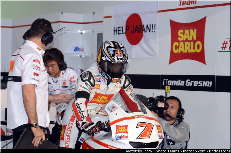 motogp_qatar_2011_aoyama_20