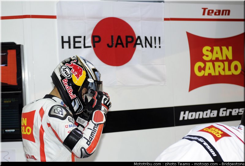 motogp_qatar_2011_aoyama_22