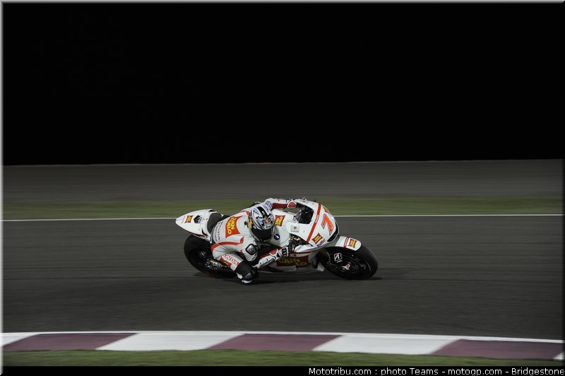 motogp_qatar_2011_aoyama_29