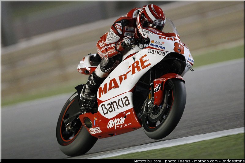 motogp_qatar_2011_barbera_01