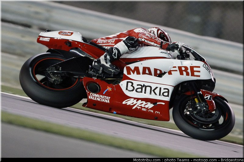 motogp_qatar_2011_barbera_03