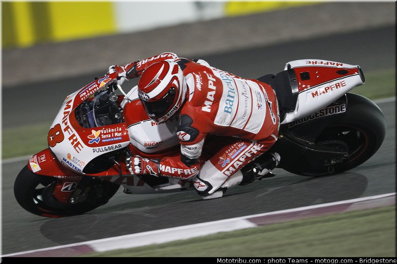 motogp_qatar_2011_barbera_06